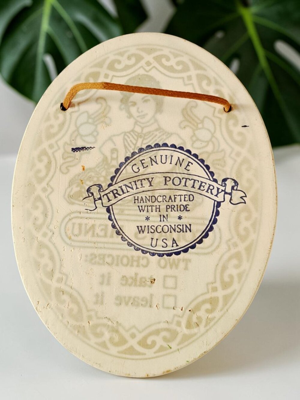 Trinity Pottery Handmade Oval Hanging Wall Plaque "Today's Menu" Kitchen - Picture 2 of 6